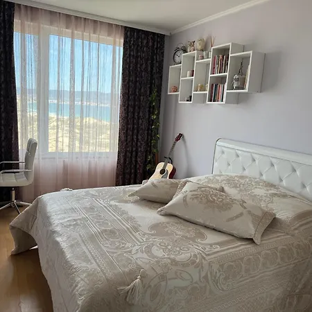 Apartman събуди се с морето *